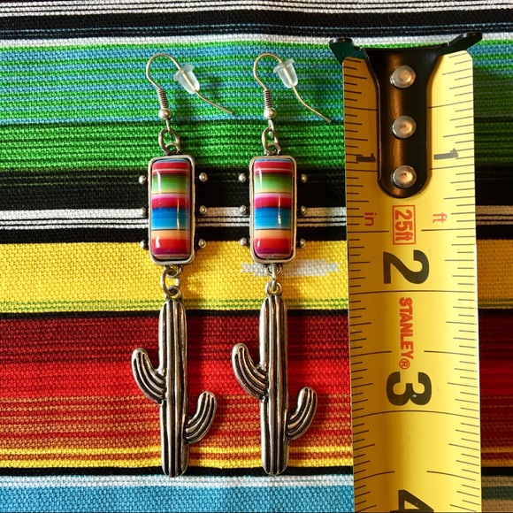 NWT 🌵Cactus🌈Serape dangle earrings... I adore! - Picture 3 of 5